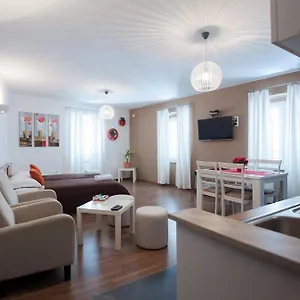  Apartment & 72 Croatia