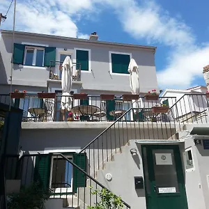 Nocleg ze śniadaniem Golden B&B